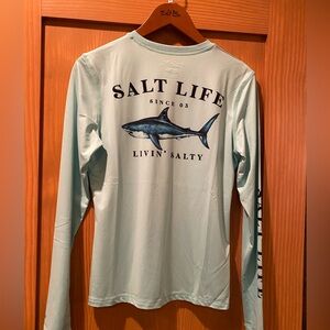 Salt Life Women’s Long Shark Livin Salty Sleeve SLX Performance Shirt NWT Size S